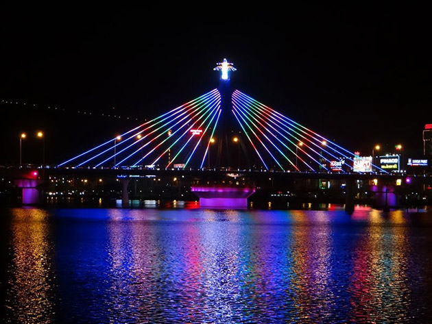 Cầu sông Hàn